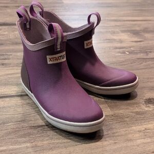 XTRATUF Kids Purple Rain & Snow Boots
